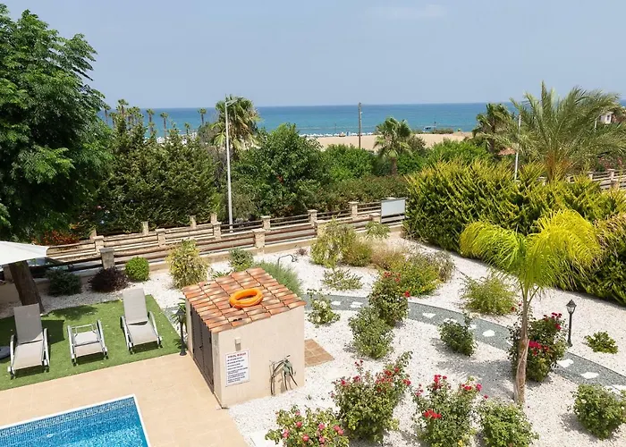 3 Kristina Villa Prodromi