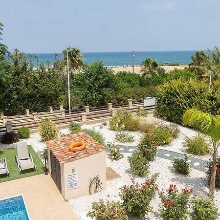 3 Kristina Villa Prodromi