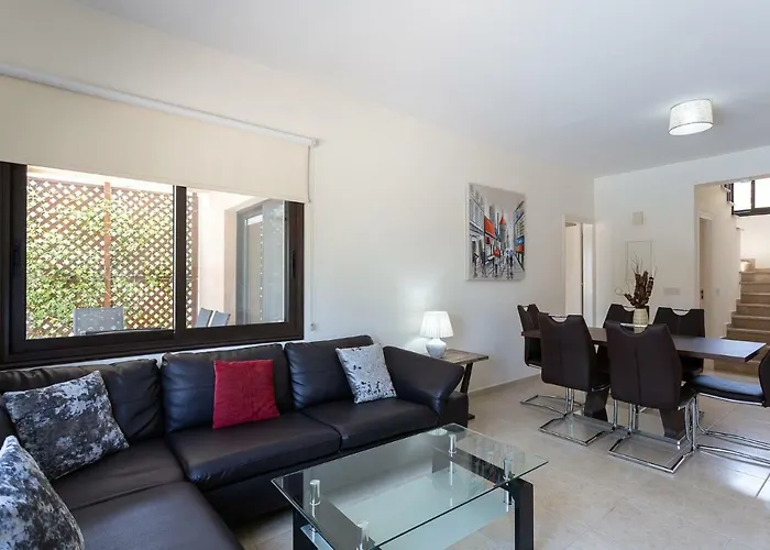 3 Kristina * Prodromi